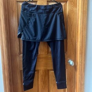 Women’s Athleta running tights with attached skirt